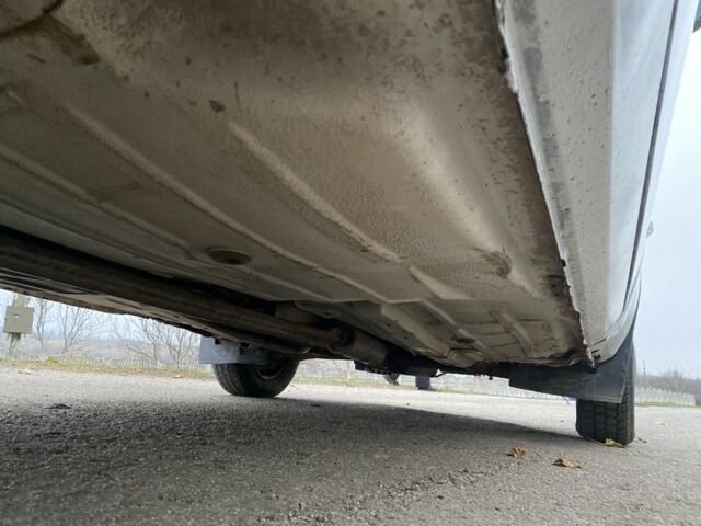 Белый ЗАЗ 1102 Таврия, объемом двигателя 1.2 л и пробегом 250 тыс. км за 550 $, фото 6 на Automoto.ua