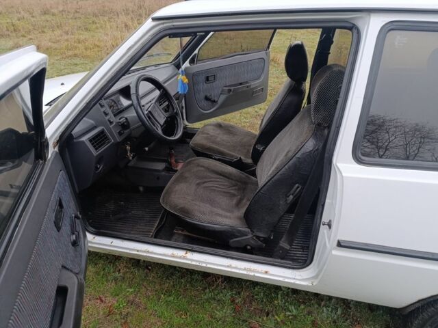 Белый ЗАЗ 1102 Таврия, объемом двигателя 0 л и пробегом 100 тыс. км за 644 $, фото 7 на Automoto.ua