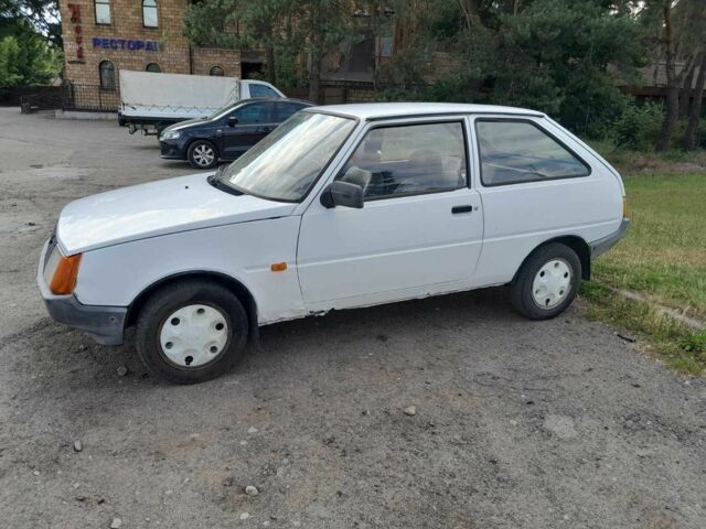 Белый ЗАЗ 1102 Таврия, объемом двигателя 0 л и пробегом 140 тыс. км за 651 $, фото 4 на Automoto.ua