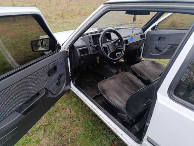 Белый ЗАЗ 1102 Таврия, объемом двигателя 0 л и пробегом 100 тыс. км за 644 $, фото 5 на Automoto.ua