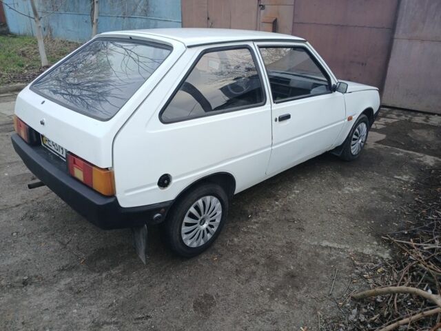 Белый ЗАЗ 1102 Таврия, объемом двигателя 1.1 л и пробегом 184 тыс. км за 800 $, фото 4 на Automoto.ua