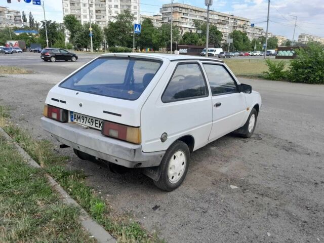 Белый ЗАЗ 1102 Таврия, объемом двигателя 0 л и пробегом 140 тыс. км за 651 $, фото 2 на Automoto.ua