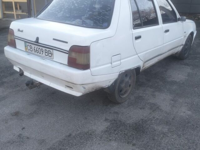 Белый ЗАЗ 1102 Таврия, объемом двигателя 1.2 л и пробегом 250 тыс. км за 828 $, фото 1 на Automoto.ua