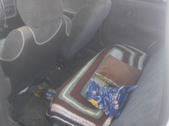 Белый ЗАЗ 1102 Таврия, объемом двигателя 1.2 л и пробегом 250 тыс. км за 828 $, фото 6 на Automoto.ua