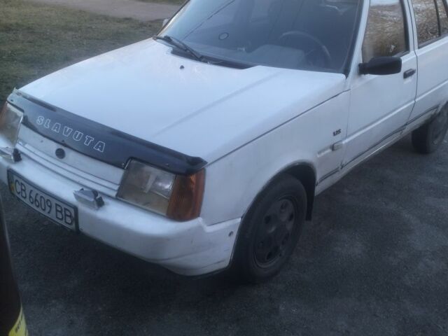 Белый ЗАЗ 1102 Таврия, объемом двигателя 1.2 л и пробегом 250 тыс. км за 828 $, фото 3 на Automoto.ua