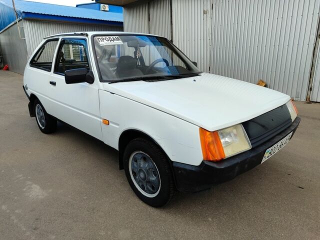 Белый ЗАЗ 1102 Таврия, объемом двигателя 1.3 л и пробегом 49 тыс. км за 1335 $, фото 6 на Automoto.ua