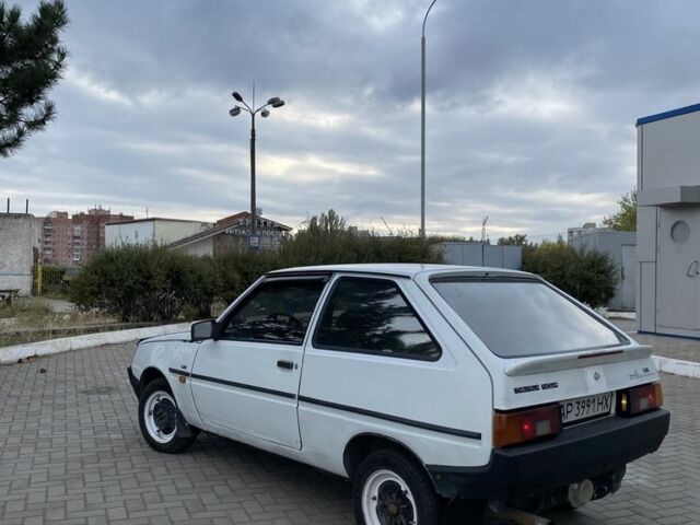 Белый ЗАЗ 1102 Таврия, объемом двигателя 1.2 л и пробегом 65 тыс. км за 650 $, фото 2 на Automoto.ua
