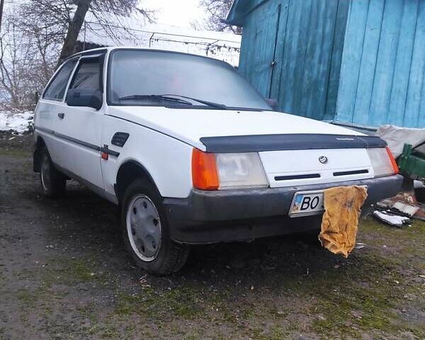 Белый ЗАЗ 1102 Таврия, объемом двигателя 1.2 л и пробегом 140 тыс. км за 999 $, фото 11 на Automoto.ua