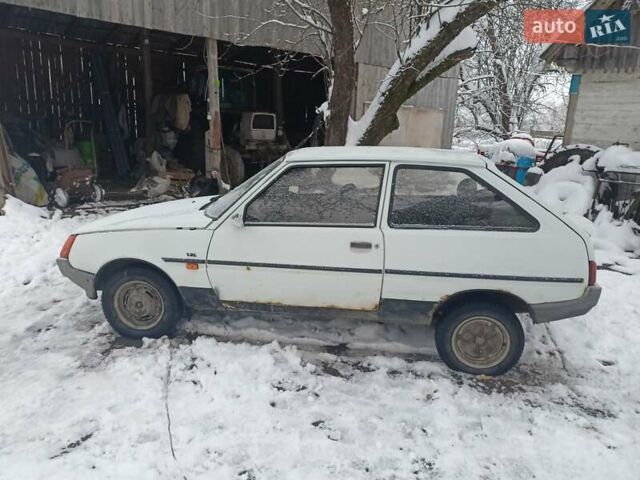 Білий ЗАЗ 1102 Таврія, об'ємом двигуна 1.2 л та пробігом 226 тис. км за 950 $, фото 2 на Automoto.ua