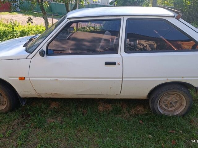 Білий ЗАЗ 1102 Таврія, об'ємом двигуна 1.1 л та пробігом 140 тис. км за 341 $, фото 3 на Automoto.ua