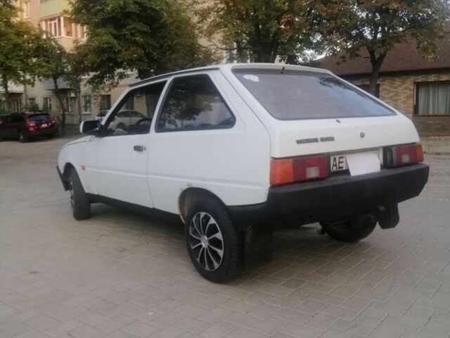 Білий ЗАЗ 1102 Таврія, об'ємом двигуна 1.2 л та пробігом 98 тис. км за 704 $, фото 3 на Automoto.ua