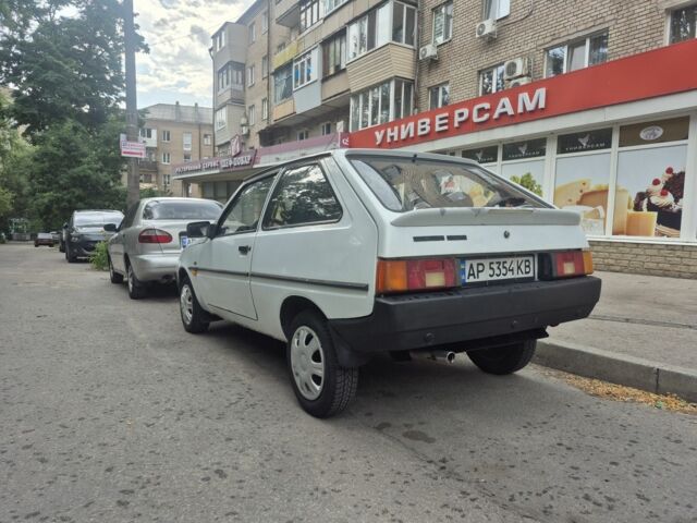 Белый ЗАЗ 1102 Таврия, объемом двигателя 1.3 л и пробегом 150 тыс. км за 799 $, фото 5 на Automoto.ua