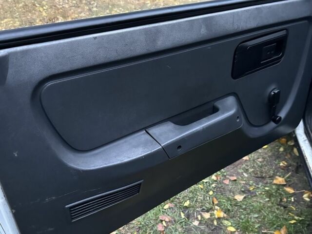 ЗАЗ 1102 Таврия 2004 в Днепре (Днепропетровске) на Automoto.ua Белый ЗАЗ 1102 Таврия, объемом двигателя 1.2 л и пробегом 150 тыс. км за 595 $, фото 17 на Automoto.ua