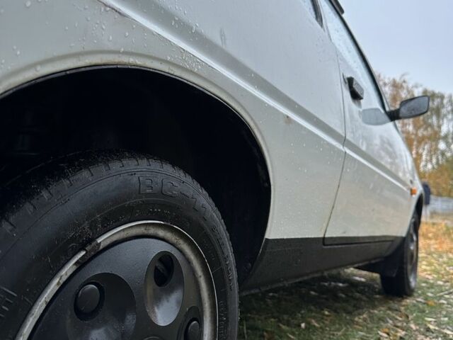 ЗАЗ 1102 Таврия 2004 в Днепре (Днепропетровске) на Automoto.ua Белый ЗАЗ 1102 Таврия, объемом двигателя 1.2 л и пробегом 150 тыс. км за 595 $, фото 8 на Automoto.ua