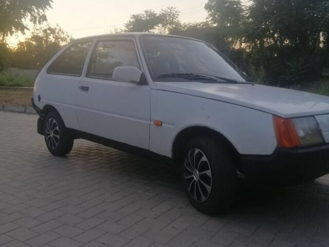 Білий ЗАЗ 1102 Таврія, об'ємом двигуна 1.2 л та пробігом 98 тис. км за 704 $, фото 1 на Automoto.ua