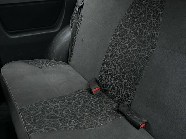 ЗАЗ 1102 Таврия 2004 в Днепре (Днепропетровске) на Automoto.ua Белый ЗАЗ 1102 Таврия, объемом двигателя 1.2 л и пробегом 150 тыс. км за 595 $, фото 13 на Automoto.ua