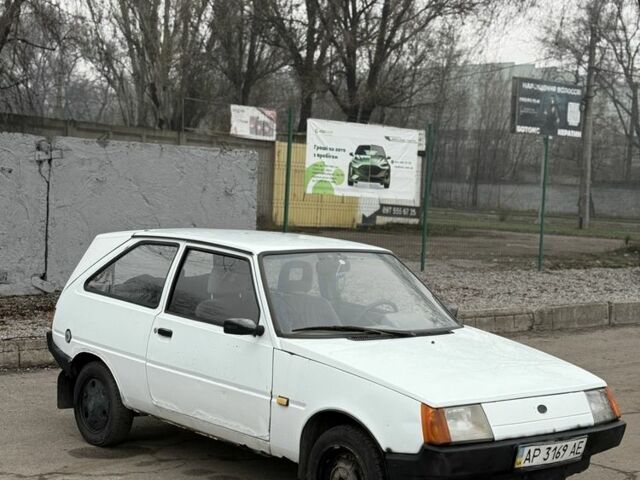 Белый ЗАЗ 1102 Таврия, объемом двигателя 1.2 л и пробегом 2 тыс. км за 391 $, фото 2 на Automoto.ua