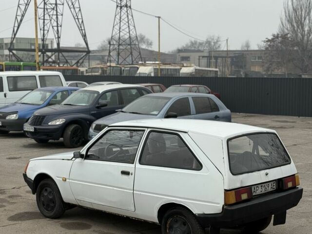 Белый ЗАЗ 1102 Таврия, объемом двигателя 1.2 л и пробегом 2 тыс. км за 391 $, фото 3 на Automoto.ua