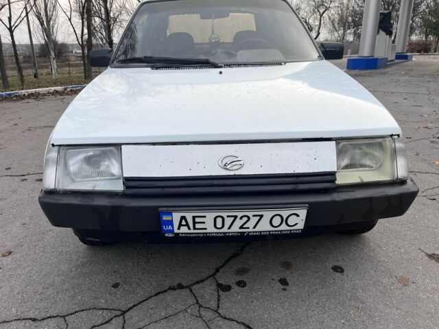 Белый ЗАЗ 1102 Таврия, объемом двигателя 1.2 л и пробегом 20 тыс. км за 500 $, фото 7 на Automoto.ua