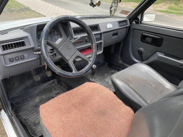 Белый ЗАЗ 1102 Таврия, объемом двигателя 1.1 л и пробегом 111 тыс. км за 1100 $, фото 5 на Automoto.ua