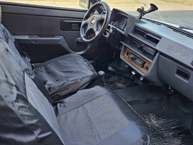 Белый ЗАЗ 1102 Таврия, объемом двигателя 1.1 л и пробегом 35 тыс. км за 850 $, фото 5 на Automoto.ua