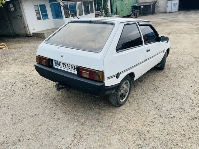 Белый ЗАЗ 1102 Таврия, объемом двигателя 1.1 л и пробегом 151 тыс. км за 850 $, фото 4 на Automoto.ua