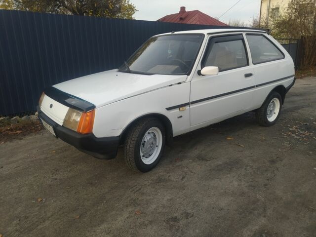 Белый ЗАЗ 1102 Таврия, объемом двигателя 1.2 л и пробегом 168 тыс. км за 835 $, фото 2 на Automoto.ua