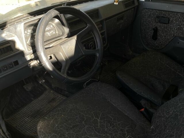 Белый ЗАЗ 1102 Таврия, объемом двигателя 1.3 л и пробегом 159 тыс. км за 363 $, фото 4 на Automoto.ua