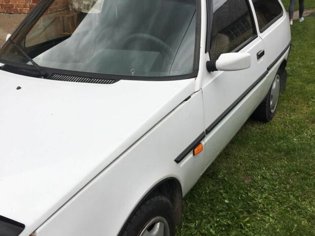 Белый ЗАЗ 1102 Таврия, объемом двигателя 1.2 л и пробегом 190 тыс. км за 850 $, фото 1 на Automoto.ua