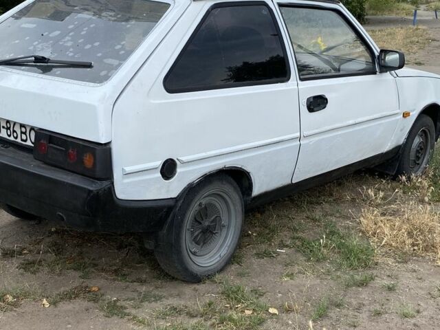 Белый ЗАЗ 1102 Таврия, объемом двигателя 1.2 л и пробегом 33 тыс. км за 481 $, фото 2 на Automoto.ua