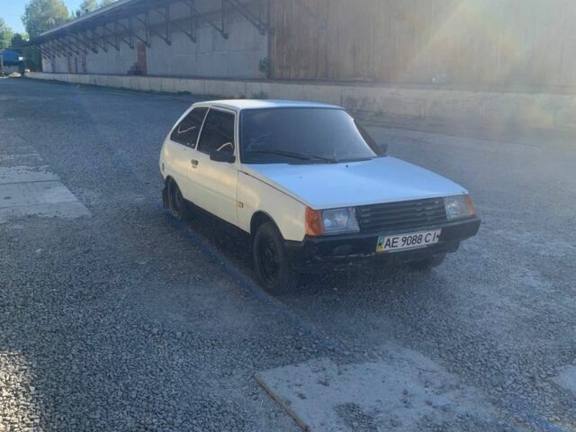Белый ЗАЗ 1102 Таврия, объемом двигателя 1.1 л и пробегом 2 тыс. км за 480 $, фото 4 на Automoto.ua