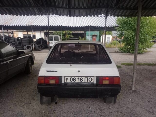 Белый ЗАЗ 1102 Таврия, объемом двигателя 1.1 л и пробегом 100 тыс. км за 400 $, фото 4 на Automoto.ua