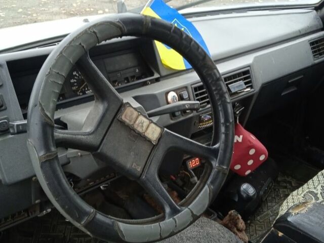 Белый ЗАЗ 1102 Таврия, объемом двигателя 1 л и пробегом 654 тыс. км за 393 $, фото 5 на Automoto.ua