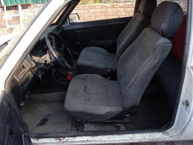 Белый ЗАЗ 1102 Таврия, объемом двигателя 1.2 л и пробегом 123 тыс. км за 299 $, фото 5 на Automoto.ua