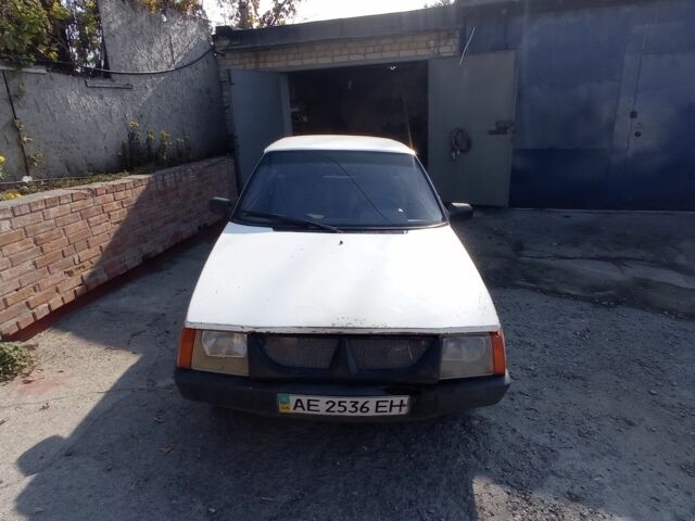 Белый ЗАЗ 1102 Таврия, объемом двигателя 1.2 л и пробегом 123 тыс. км за 299 $, фото 2 на Automoto.ua