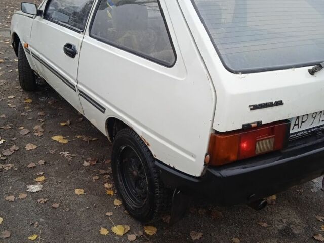 Белый ЗАЗ 1102 Таврия, объемом двигателя 1 л и пробегом 654 тыс. км за 393 $, фото 2 на Automoto.ua