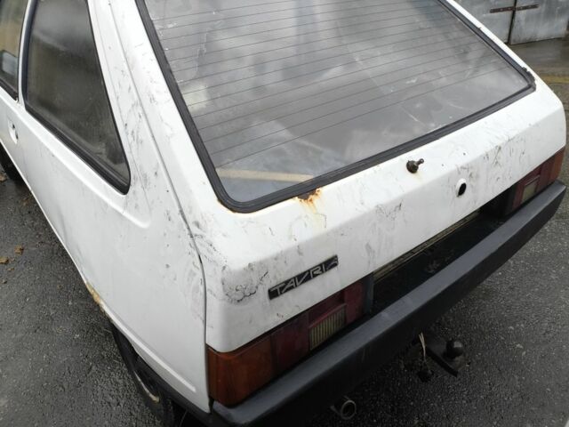 Белый ЗАЗ 1102 Таврия, объемом двигателя 0 л и пробегом 78 тыс. км за 178 $, фото 1 на Automoto.ua