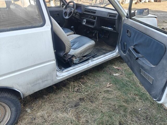 Білий ЗАЗ 1102 Таврія, об'ємом двигуна 1 л та пробігом 100 тис. км за 13000 $, фото 2 на Automoto.ua