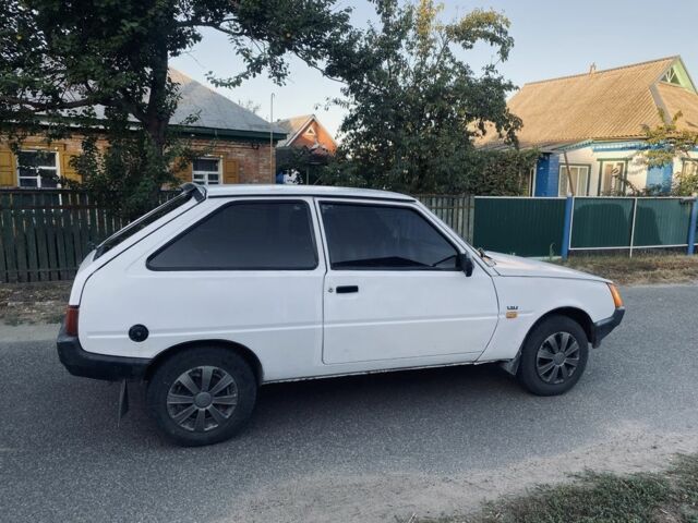 Белый ЗАЗ 1102 Таврия, объемом двигателя 0 л и пробегом 111 тыс. км за 750 $, фото 2 на Automoto.ua