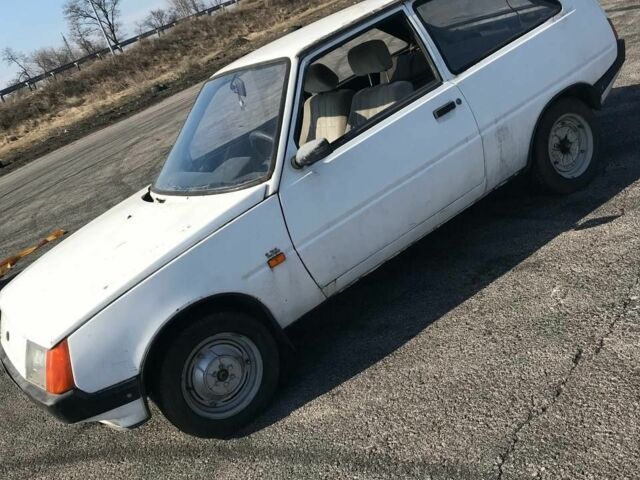 ЗАЗ 1102 Таврия 1992 в Днепре (Днепропетровске) на Automoto.ua Белый ЗАЗ 1102 Таврия, объемом двигателя 0 л и пробегом 2 тыс. км за 550 $, фото 5 на Automoto.ua