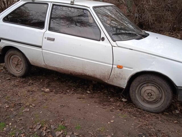 Білий ЗАЗ 1102 Таврія, об'ємом двигуна 1.1 л та пробігом 100 тис. км за 366 $, фото 11 на Automoto.ua