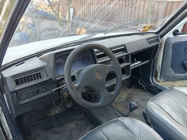 Білий ЗАЗ 1102 Таврія, об'ємом двигуна 1 л та пробігом 100 тис. км за 13000 $, фото 1 на Automoto.ua