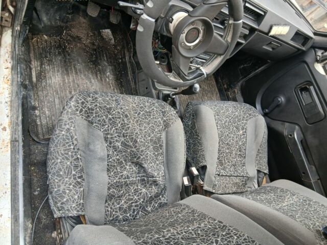ЗАЗ 1102 Таврия 1994 в Кропивницком (Кировограде) на Automoto.ua Белый ЗАЗ 1102 Таврия, объемом двигателя 0 л и пробегом 90 тыс. км за 600 $, фото 7 на Automoto.ua