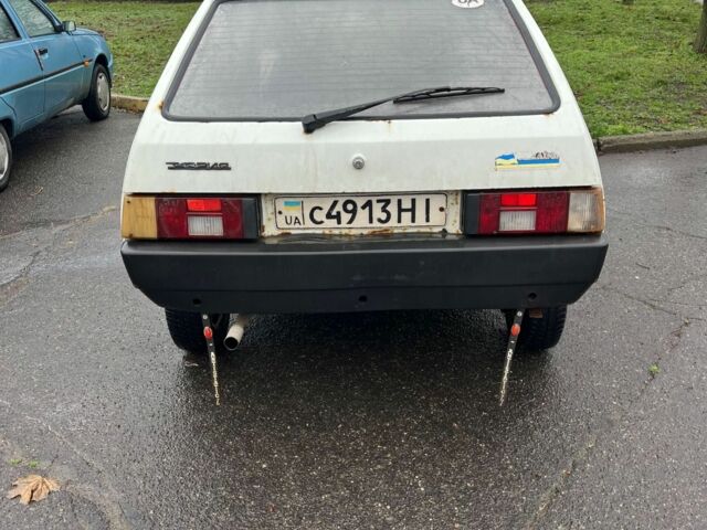 Белый ЗАЗ 1102 Таврия, объемом двигателя 1.2 л и пробегом 150 тыс. км за 600 $, фото 2 на Automoto.ua