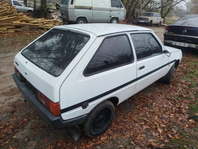 Белый ЗАЗ 1102 Таврия, объемом двигателя 0 л и пробегом 98 тыс. км за 591 $, фото 1 на Automoto.ua