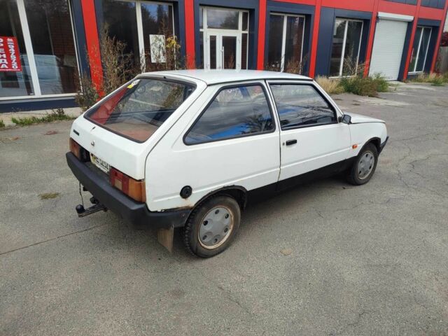 Белый ЗАЗ 1102 Таврия, объемом двигателя 1.2 л и пробегом 150 тыс. км за 481 $, фото 3 на Automoto.ua