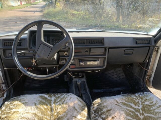 Білий ЗАЗ 1102 Таврія, об'ємом двигуна 1.3 л та пробігом 100 тис. км за 691 $, фото 4 на Automoto.ua