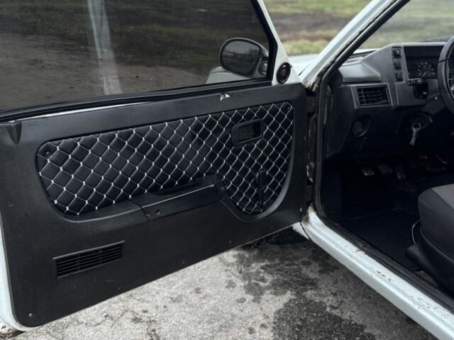 Белый ЗАЗ 1102 Таврия, объемом двигателя 1.2 л и пробегом 80 тыс. км за 757 $, фото 13 на Automoto.ua