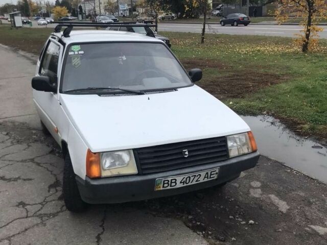 Белый ЗАЗ 1102 Таврия, объемом двигателя 0 л и пробегом 100 тыс. км за 650 $, фото 1 на Automoto.ua