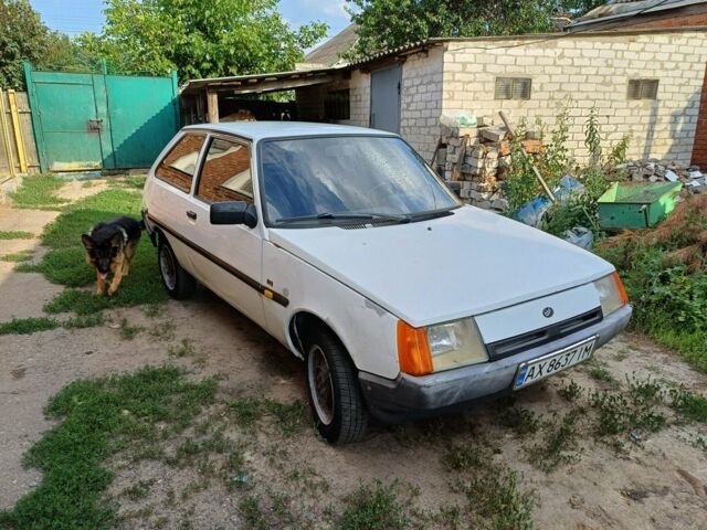 Белый ЗАЗ 1102 Таврия, объемом двигателя 1.1 л и пробегом 140 тыс. км за 1100 $, фото 4 на Automoto.ua